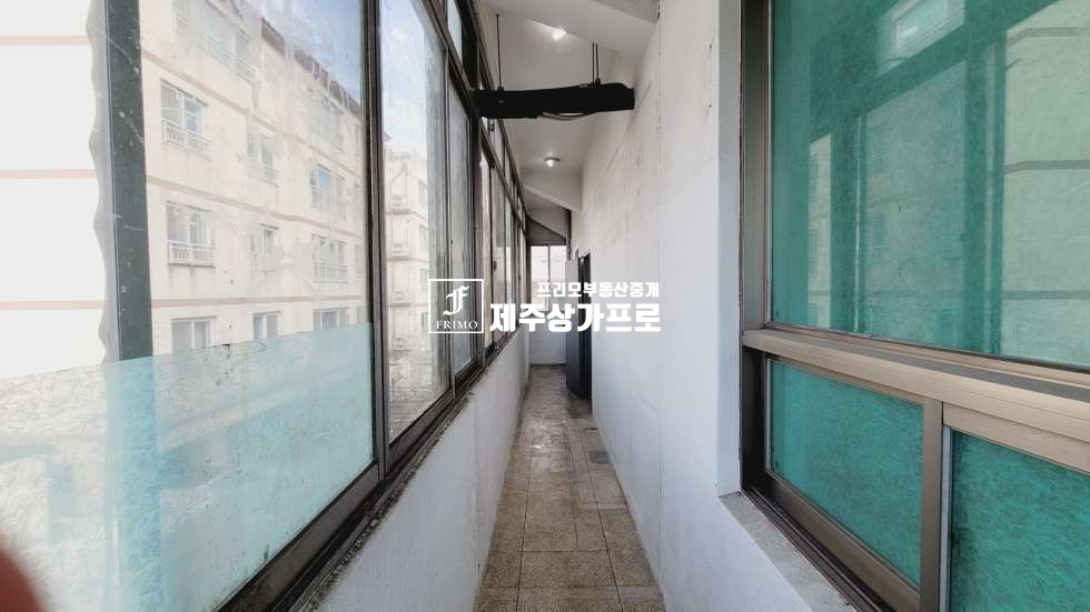 제주 제주시 도남동 도남동/성원아파트 앞/신성로 도로변 넓고 저렴한 임대료의 사무실 상가 연세 매물번호 12422 사진 2
