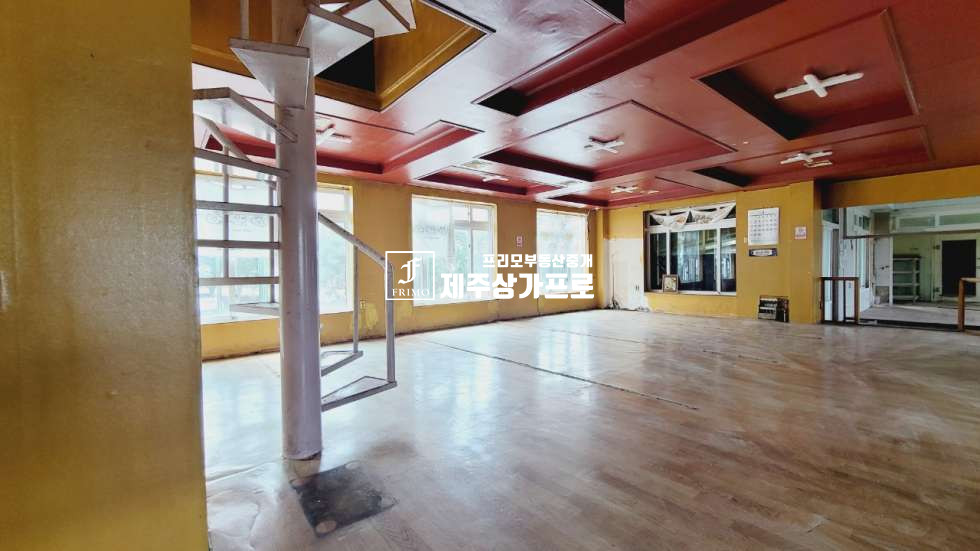 제주 제주시 한림읍 한림리 한림중심가/대로변/넓은 주차장, 직원숙소 확보된/고깃집 가능한 2건물 상가 임대 연세 매물번호 12944 사진 3