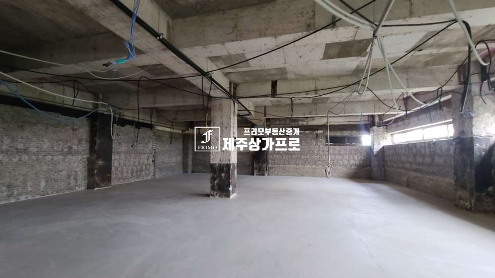 제주 제주시 노형동 본죽사거리/ 대형평수/분할가능 176평 3층 상가 임대 연세 매물번호 12426 사진 5
