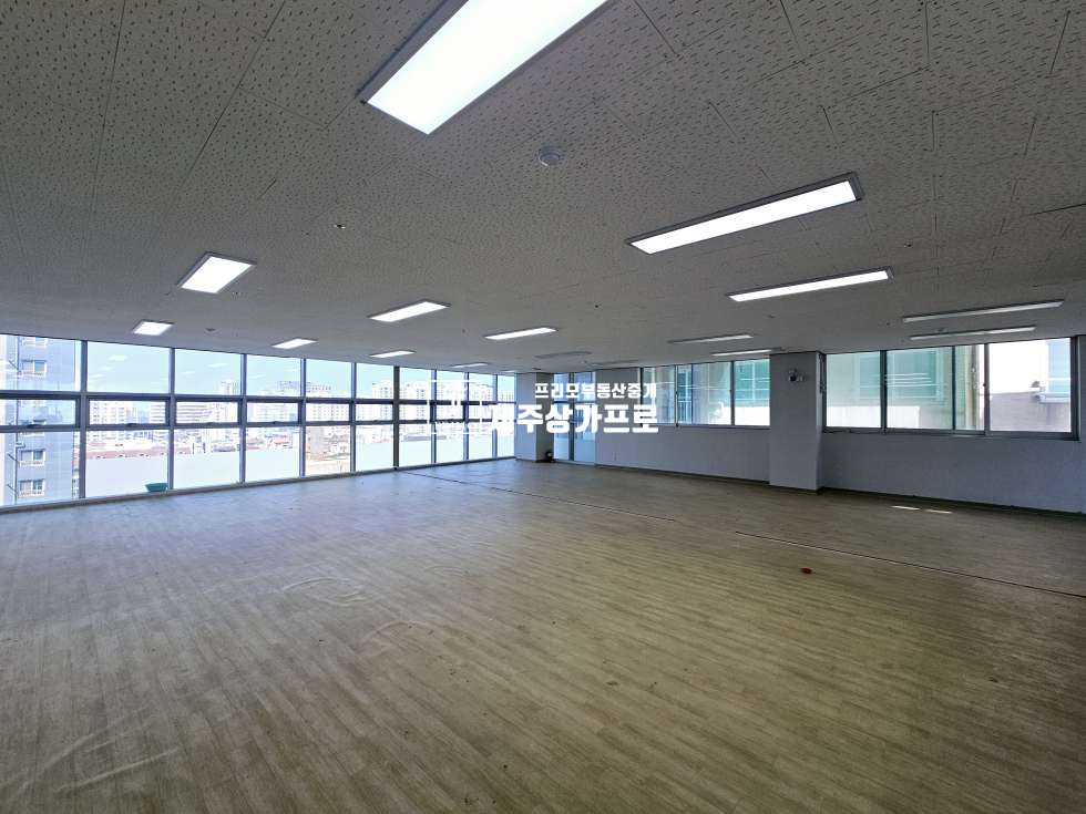 제주 제주시 노형동 연북로 인접 대형상가 연세 매물번호 14091 사진 1