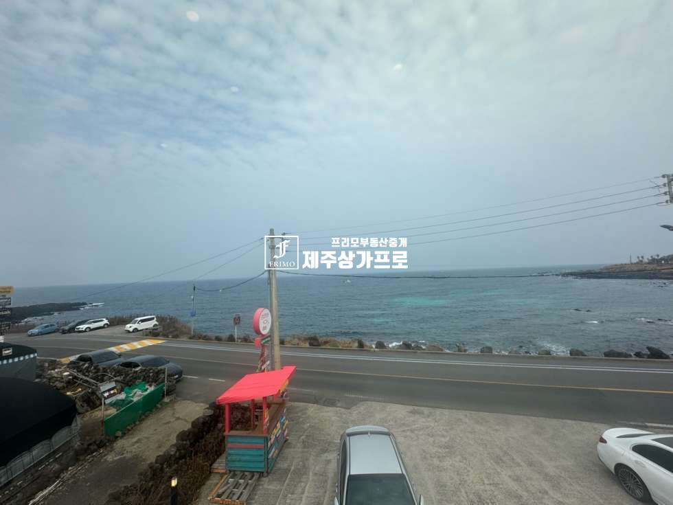 제주 제주시 애월읍 구엄리 제주시 애월읍 구엄리 애월해안도로 2층 통상가임대/바다영구조망/내부인테리어최상/즉시영업가능 연세 매물번호 13766 사진 16