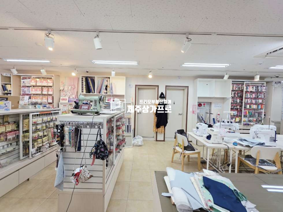 제주 제주시 노형동 무권리/한라대, 학생, 아파트상권/헤어샵, 뷰티, 필라테스 추천/노출좋은 대로변/1층 상가 임대 연세 매물번호 14633 사진 2
