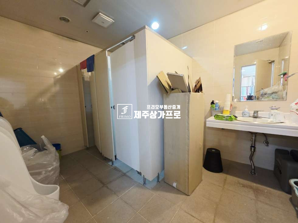 제주 제주시 노형동 무권리/한라대, 학생, 아파트상권/헤어샵, 뷰티, 필라테스 추천/노출좋은 대로변/1층 상가 임대 연세 매물번호 14633 사진 3