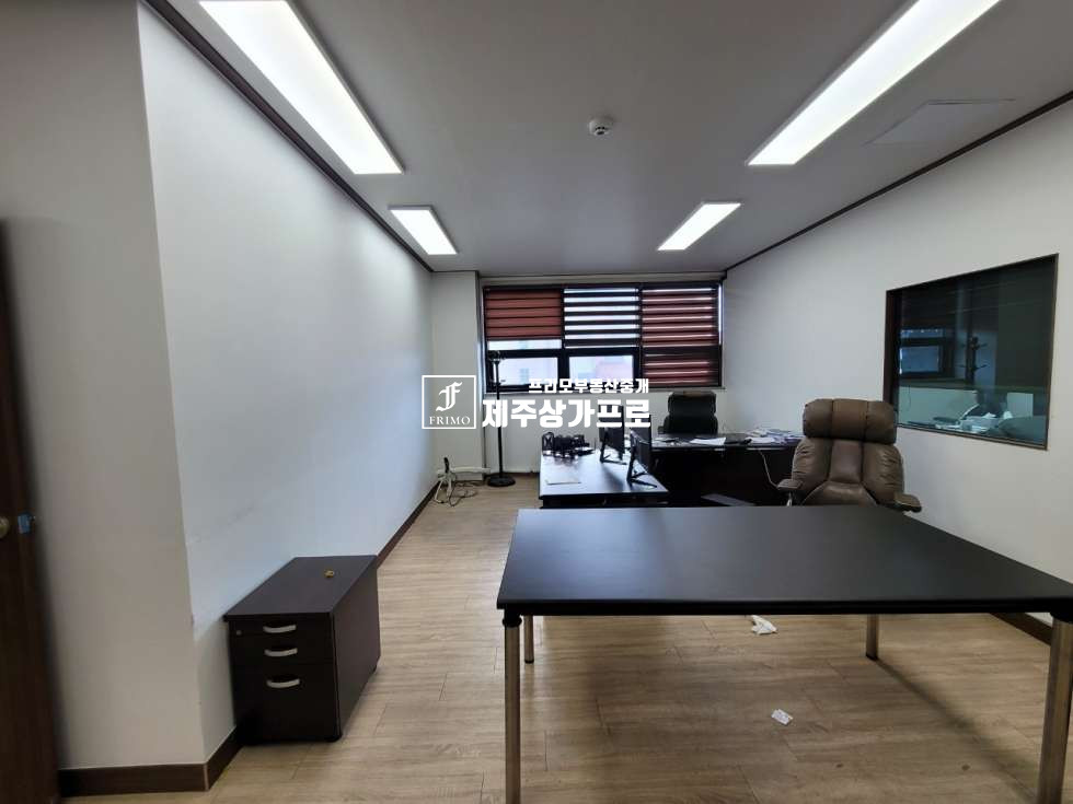 제주 제주시 도남동 정부청사인근/사무실 맞춤/합리적 임대료의 관리잘된 깔끔한 빌딩/임대 연세 매물번호 13881 사진 5