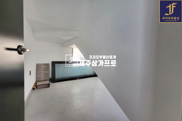 제주 제주시 조천읍 함덕리 함덕파출소인근 신축1층상가 / 휴게음식점,공방,사무실 등으로 추천 연세 매물번호 13406 사진 3