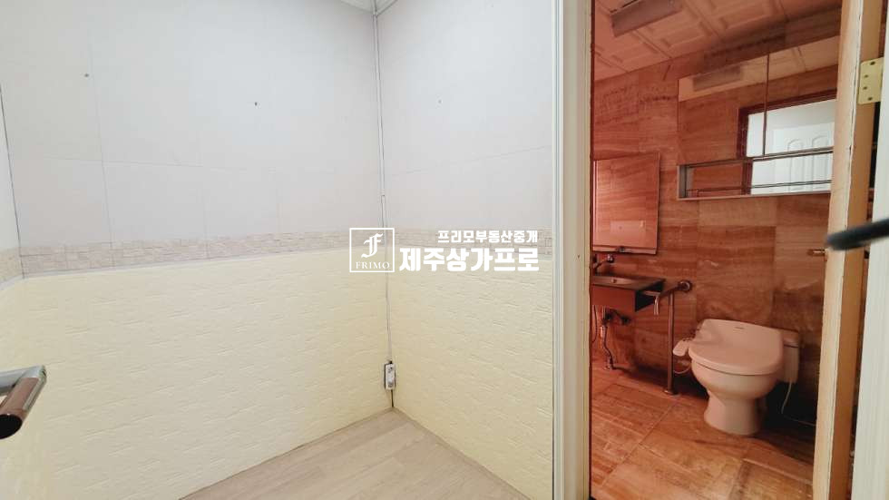 제주 제주시 연동 (연동신시가지,무권리)3층상가 2종근생 임대 / 주차장완비 / 한라초,한라중학군 연세 매물번호 14655 사진 9