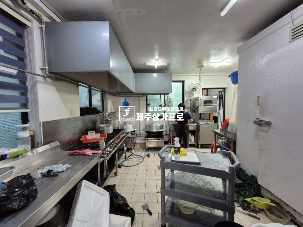 제주 제주시 노형동 제주시 노형동 노형초등학교 인근 1층상가/업종제한없음/전면넓게 잘빠짐/일반음식점강력추천 연세 매물번호 14750 사진 4