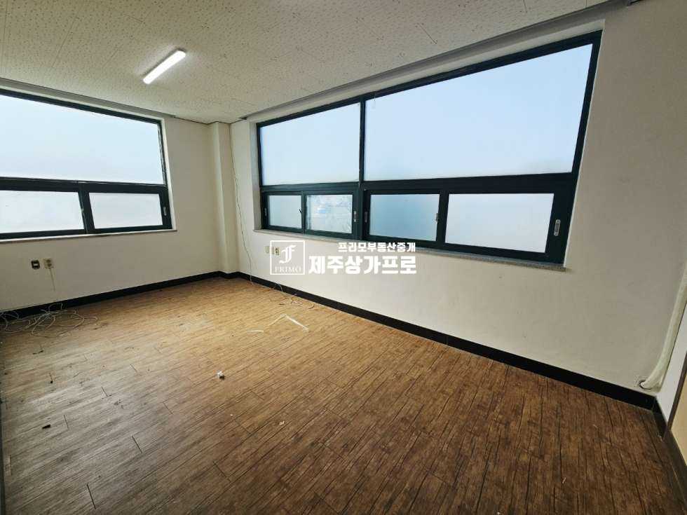 제주 제주시 오라일동 종합경기장/2층/넓은 사무실 연세 매물번호 14562 사진 6