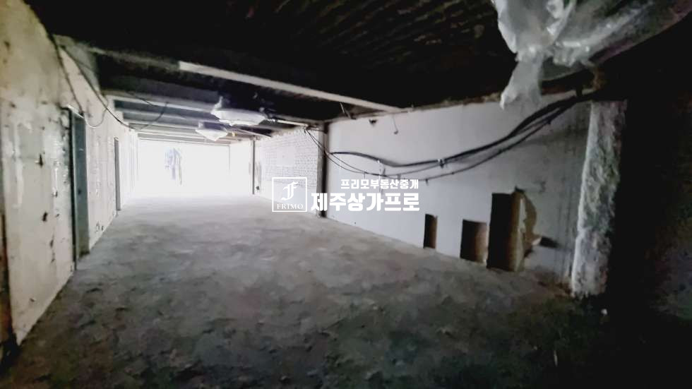 제주 제주시 노형동 ((연북로,무권리))매인거리에 위치한 1층상가/즉시입주/공실 연세 매물번호 12582 사진 2