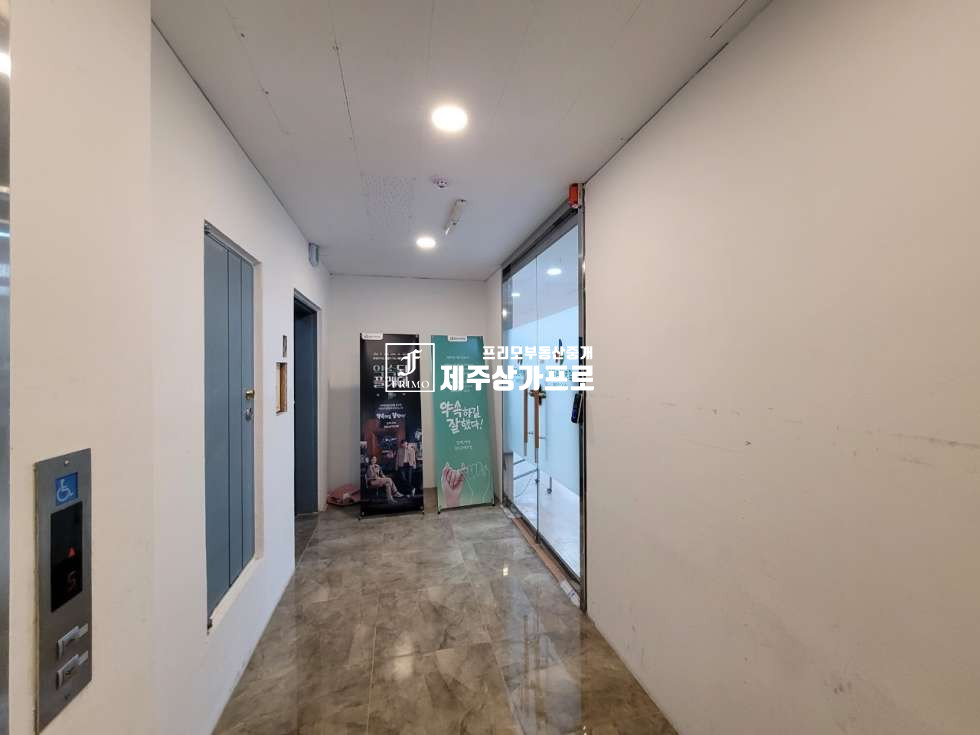 제주 제주시 노형동 ((연북로,무권리))매인거리에 위치한 4층상가/76평 연세 매물번호 13386 사진 6