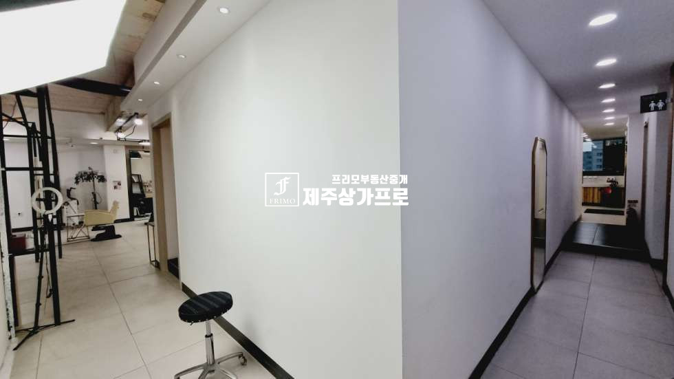 제주 제주시 연동 연북로대로변/전용88평/대형평수의/집기일체/토탈 뷰티샵자리/양도양수 연세 매물번호 14875 사진 8