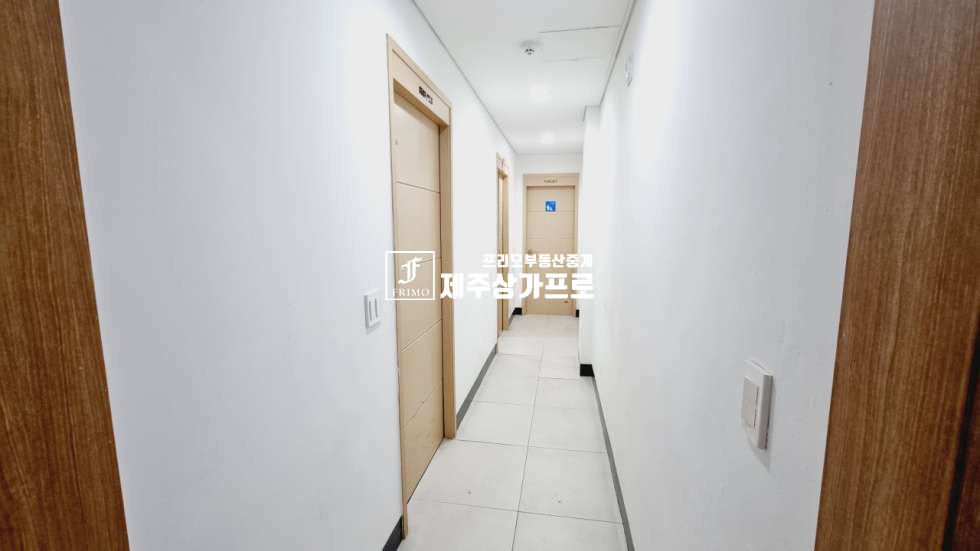제주 제주시 연동 연북로대로변/전용88평/대형평수의/집기일체/토탈 뷰티샵자리/양도양수 연세 매물번호 14875 사진 10