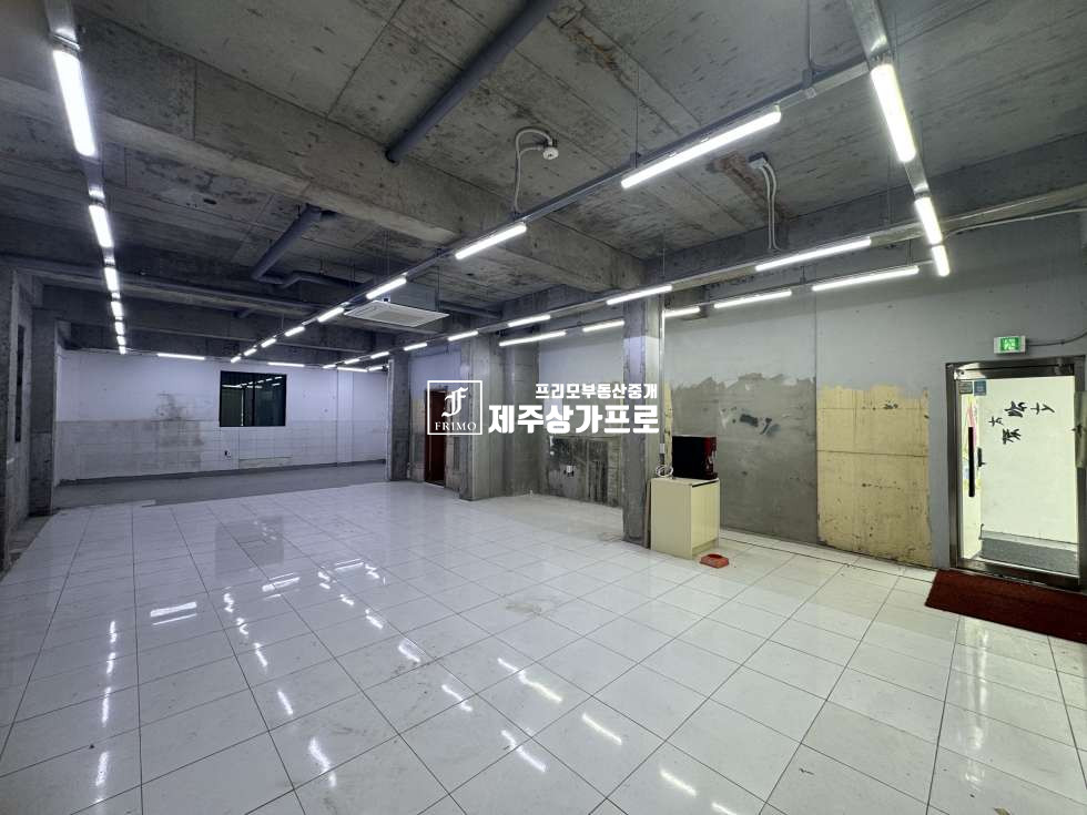 제주 제주시 일도이동 무권리/제주시 일도이동 인제사거리 대도로변 1층상가/내부화장실o/업종제한없음/노출도최상/주차편리 연세 매물번호 14947 사진 6