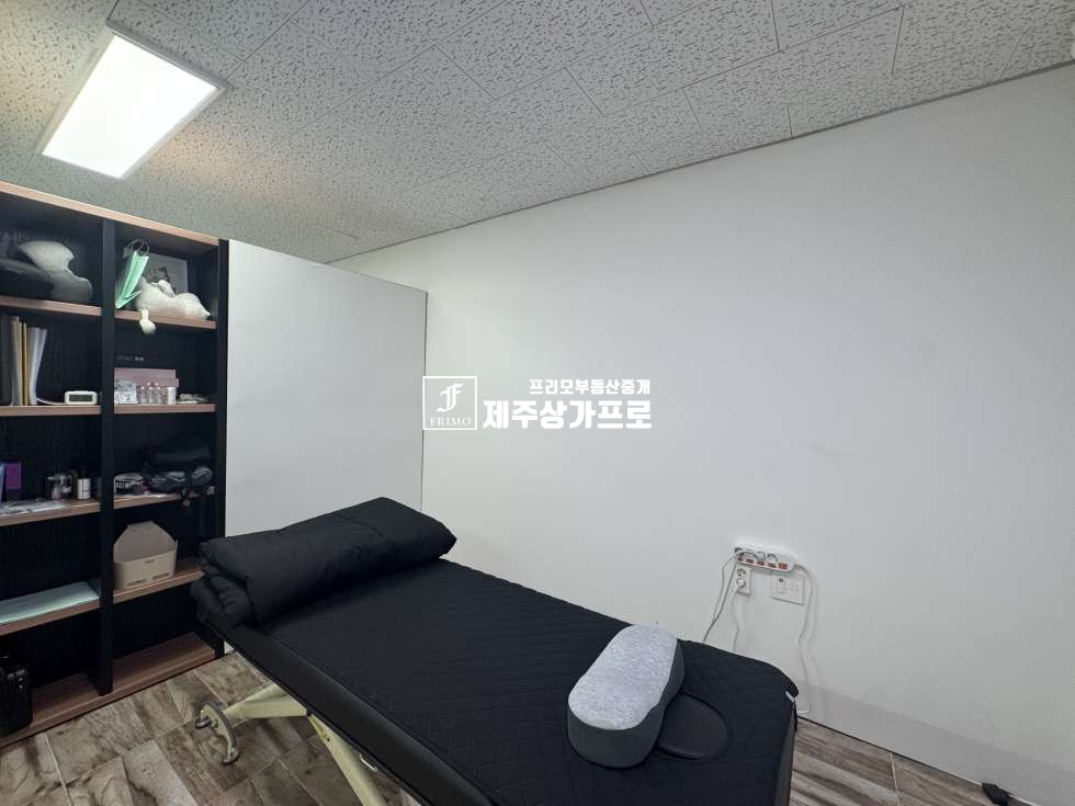 제주 제주시 아라일동 무권리/제주시 아라일동 약 18평 1층상가/내부화장실o/인근시세대비 합리적인 임대료/즉시입주가능 연세 매물번호 14996 사진 4