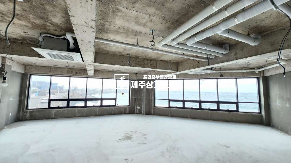 제주 제주시 애월읍 고내리 애월 해안도로 바다 영구조망 신축 건물 2층 임대 연세 매물번호 15075 사진 7