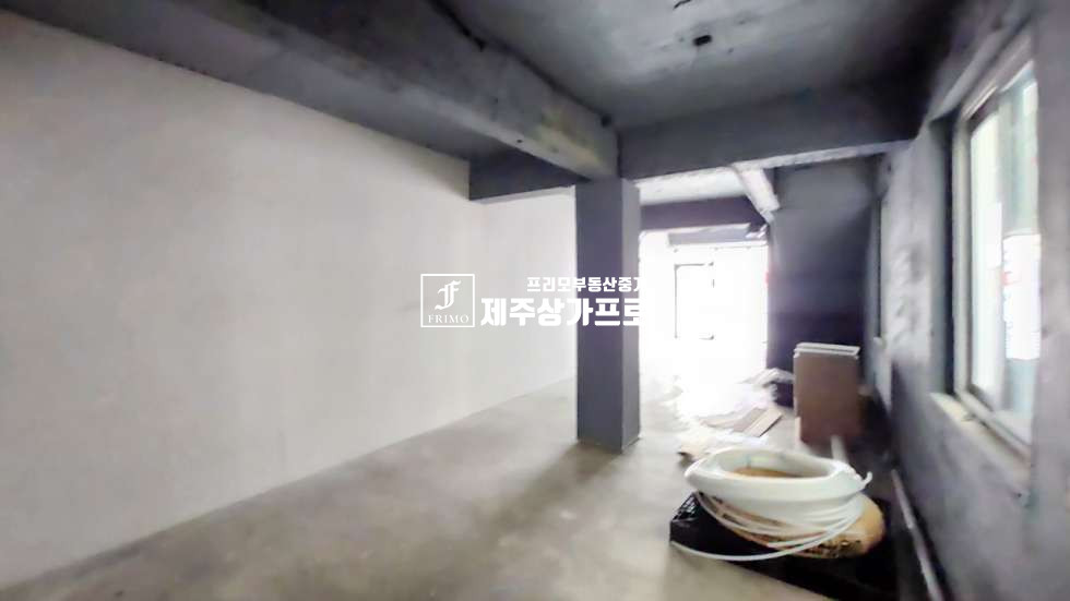 제주 제주시 삼도일동 ★서사라사거리★1층 상가(16평)/서광로 대로변/버스정류장 연세 매물번호 15105 사진 3