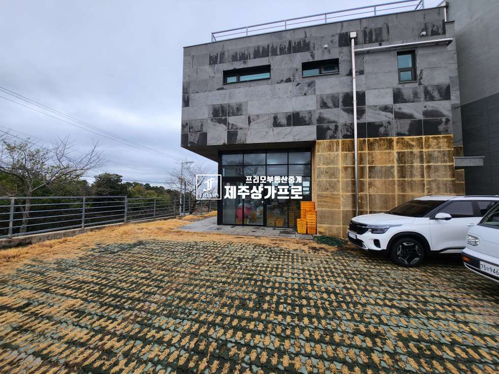 제주 서귀포시 월평동 ★약천사★1층 상가(44평)/신축급 상가/학원/휴게음식점 연세 매물번호 15158 사진 1