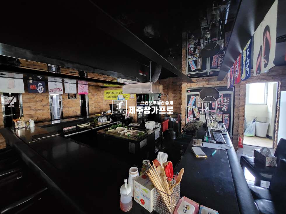 제주 제주시 노형동 ★시설/집기 무권리★노형오거리★3층 상가(52평)/일반음식점 연세 매물번호 15201 사진 5