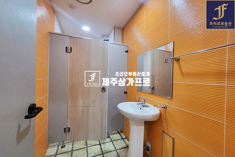 제주 제주시 이도이동 이도이동 법원인근 넓은평수 지하상가임대 / 음식점,소매점,학원 등 연세 매물번호 12998 사진 4