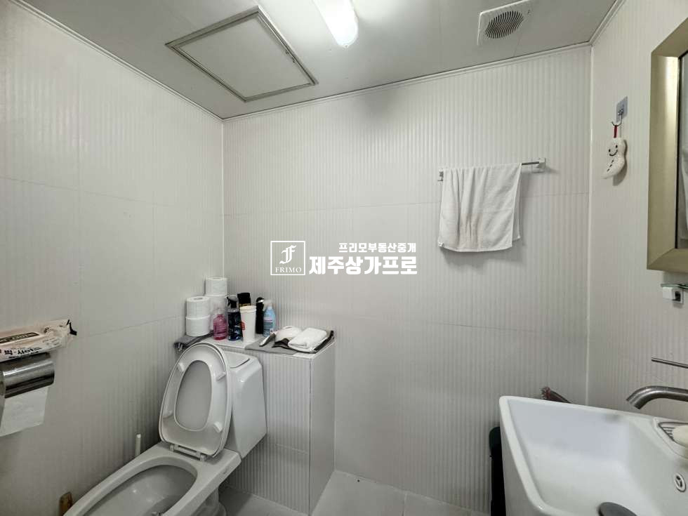 제주 제주시 노형동 프렌차이즈세탁소 양수도/초보자도 운영가능한교육제공/제주시 노형동 1층 아파트상가 임대/내부화장실o 연세 매물번호 15304 사진 5