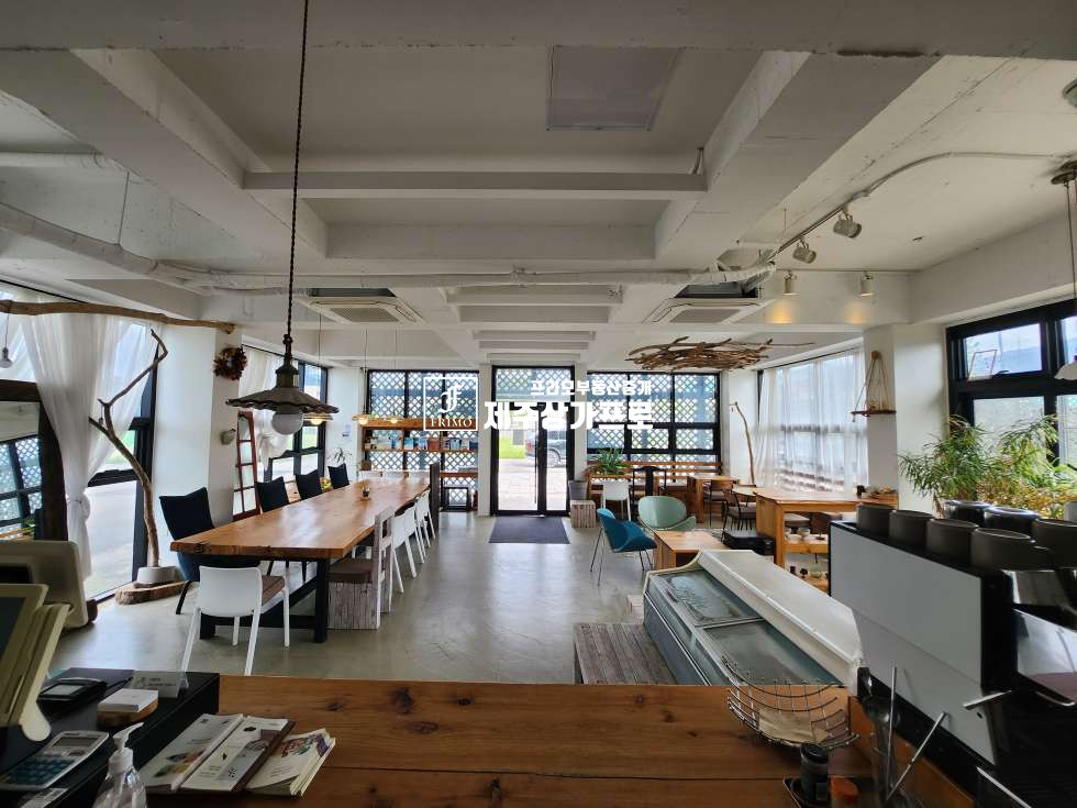 제주 제주시 노형동 도립미술관/1층(34평) 상가/1종근생/휴게음식점 연세 매물번호 15375 사진 3