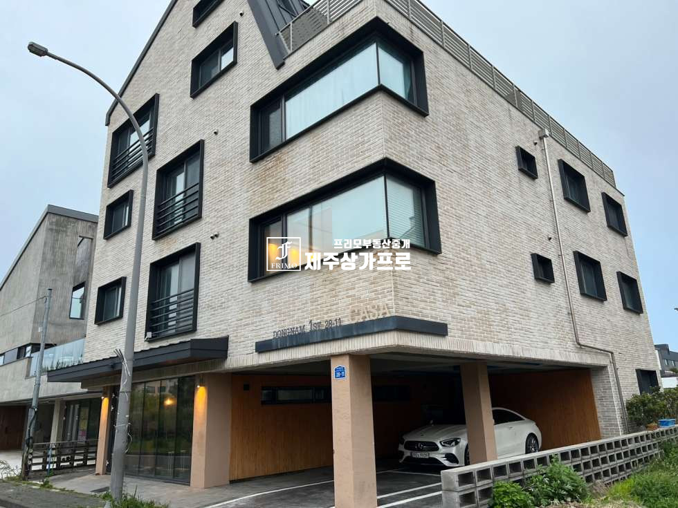 제주 제주시 애월읍 하귀리 ★애월체육센터인근/하귀1리주거밀집/공실없는/알짜배기/수익형/공원뷰/상가주택/매매★ 매매 매물번호 15400 사진 1