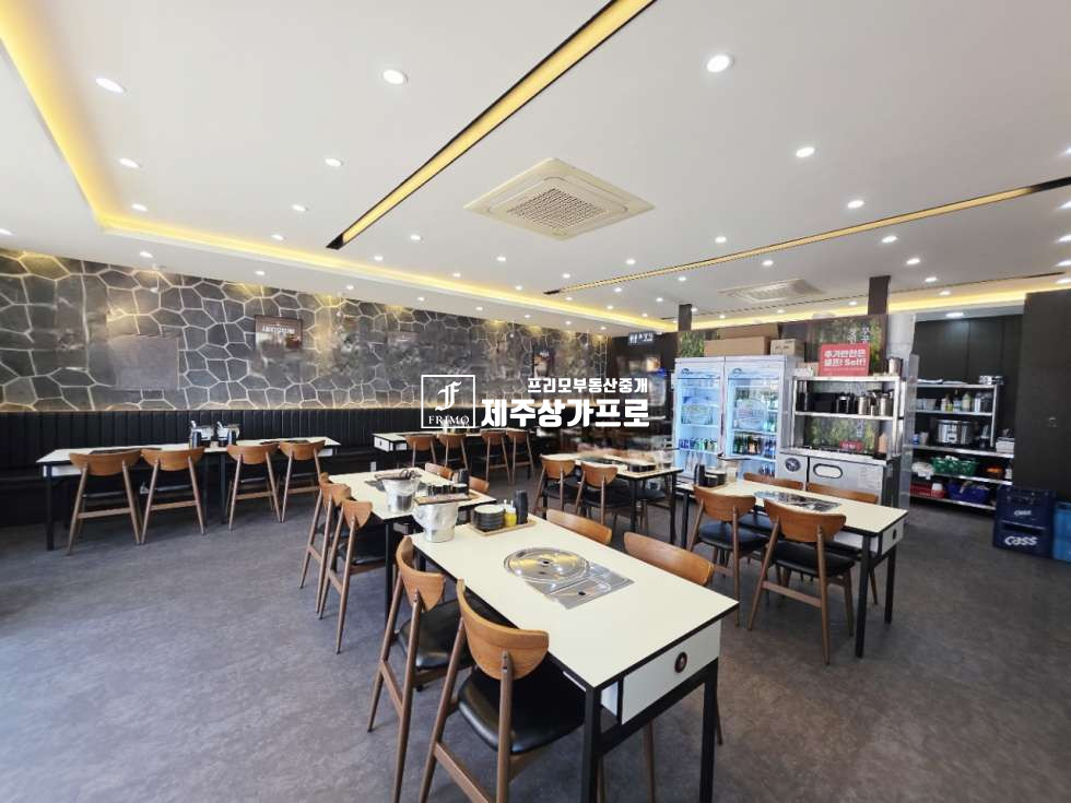 제주 제주시 아라이동 ★베라체상권/아라이동/메인인프라/단층(1층)/33평/저렴한 권리금/시설완비/상가 임대★ 연세 매물번호 15281 사진 3