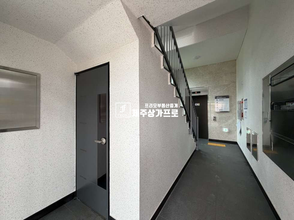 제주 제주시 아라일동 ★무권리!!/신축 첫입주/아라초인근/중앙로/병의원 강추~~/대로변/53평/메디컬빌딩/상가임대★ 연세 매물번호 15255 사진 6