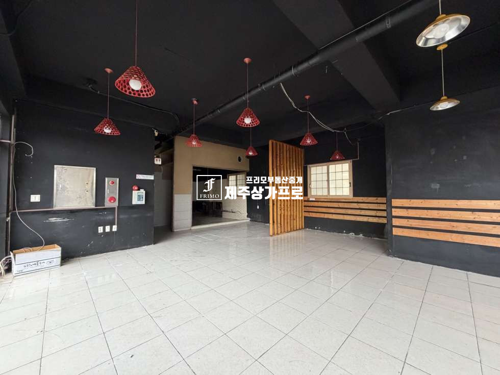 제주 제주시 아라일동 ★무권리~~!!/아이파크, 용마트인근/대로변/1층/27평/매장, 홀 모두가능/상가임대★ 연세 매물번호 15128 사진 2