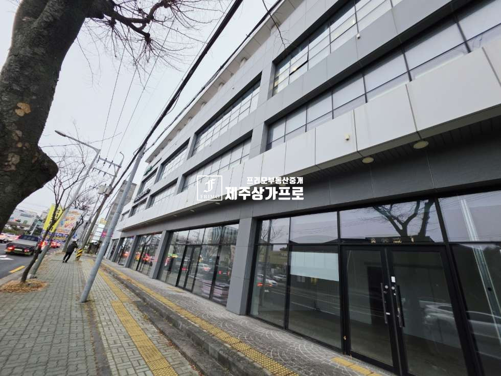 제주 제주시 오라일동 ★무권리~~!!/대형/전용165평/1층/연삼로인근,오남로대로변/주차장 확보된/상가임대★ 연세 매물번호 15039 사진 3