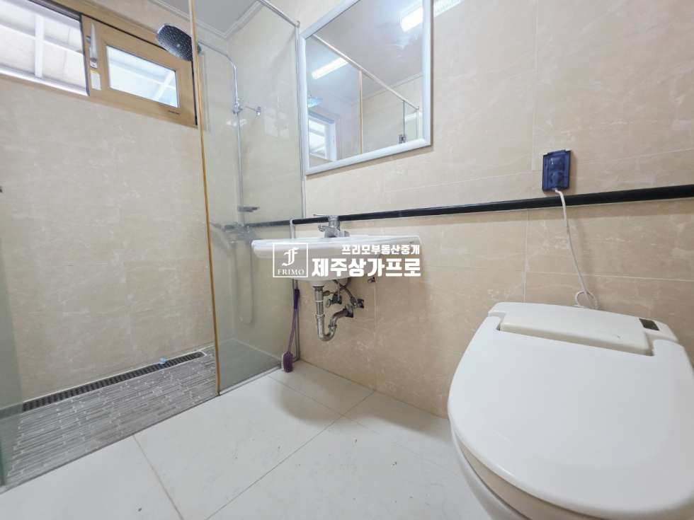 제주 제주시 도남동 무권리/정부청사인근/공영주차장, 건물내 주차장 확보된/대형평수/리모델링중인 상가점포 연세 매물번호 14560 사진 8