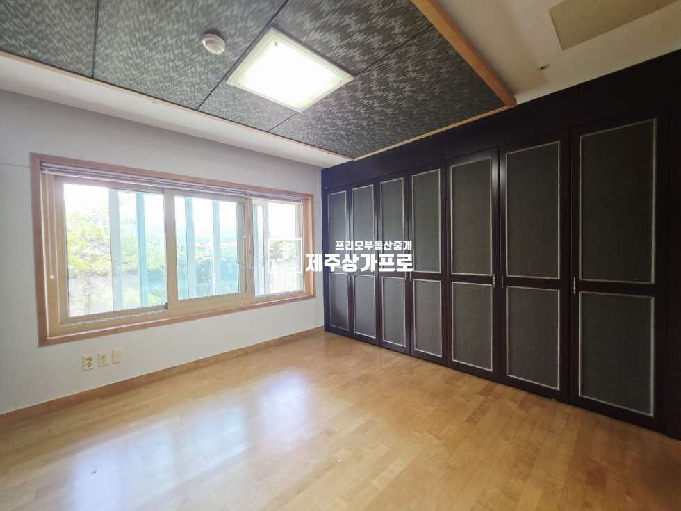 제주 제주시 도남동 무권리/정부청사인근/공영주차장, 건물내 주차장 확보된/대형평수/리모델링중인 상가점포 연세 매물번호 14560 사진 16