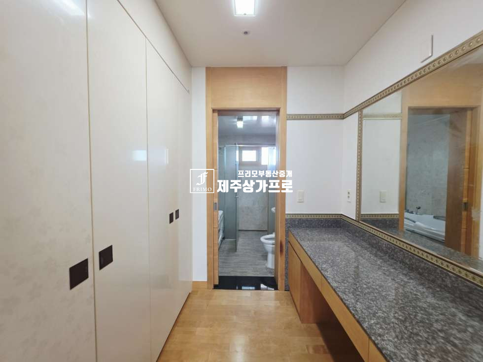 제주 제주시 도남동 무권리/정부청사인근/공영주차장, 건물내 주차장 확보된/대형평수/리모델링중인 상가점포 연세 매물번호 14560 사진 20