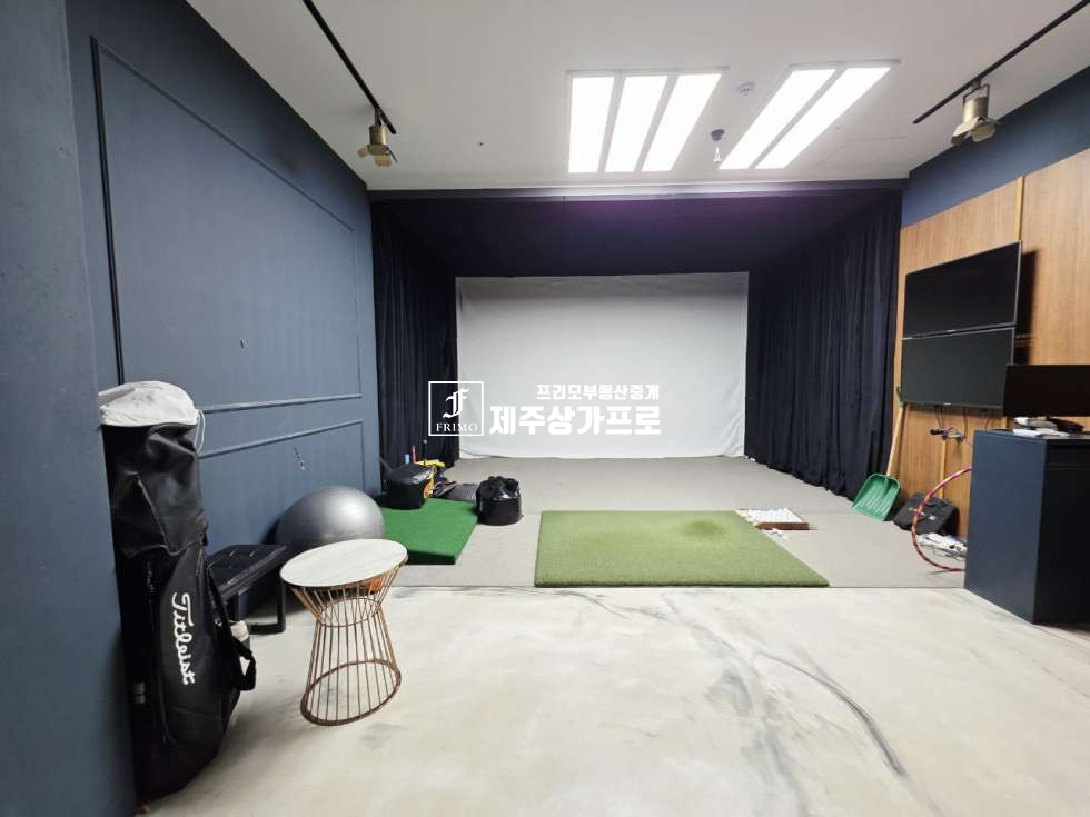 제주 제주시 오라이동 ★연북로대로변인근/130평/대형평수/주차장넓고,여유로운/회원확보/스크린골프장/양도양수★ 연세 매물번호 15146 사진 5