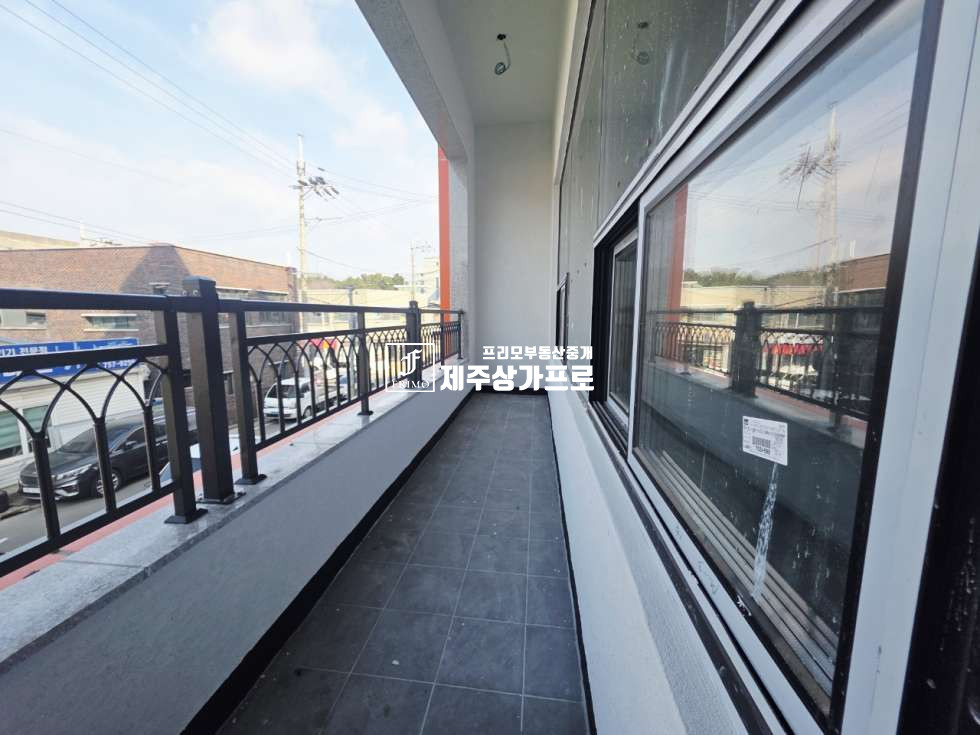 제주 제주시 이도이동 ★26년신축 첫입주/무권리~~!!/연삼로대로변/58평/의원/통임대가능/상가임대★ 연세 매물번호 15181 사진 3