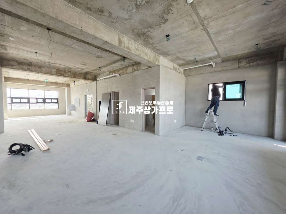 제주 제주시 이도이동 ★26년신축 첫입주/무권리~~!!/연삼로대로변/63평/2종근린/사무실강추!!/상가임대★ 연세 매물번호 15179 사진 4