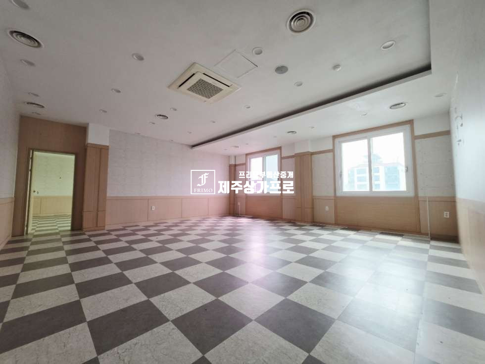 제주 제주시 도두일동 ★무권리~~!!/무지개해안도로/바다뷰/2층/99평/대형평수/일반음식점+소매점 가능/상가임대★ 연세 매물번호 15322 사진 6