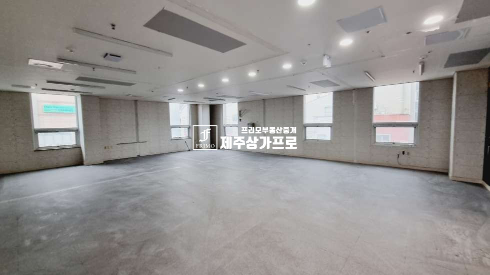제주 제주시 노형동 노형오거리 학원, 사무실자리 맞춤 노출, 접근성 좋은 상가 임대 연세 매물번호 14665 사진 2