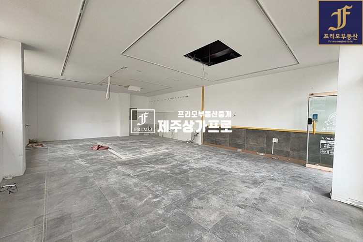 제주 제주시 노형동 본죽사거리 시설권리금 초저렴한 1층상가임대 / 전기증설,바닥완료 연세 매물번호 12057 사진 1