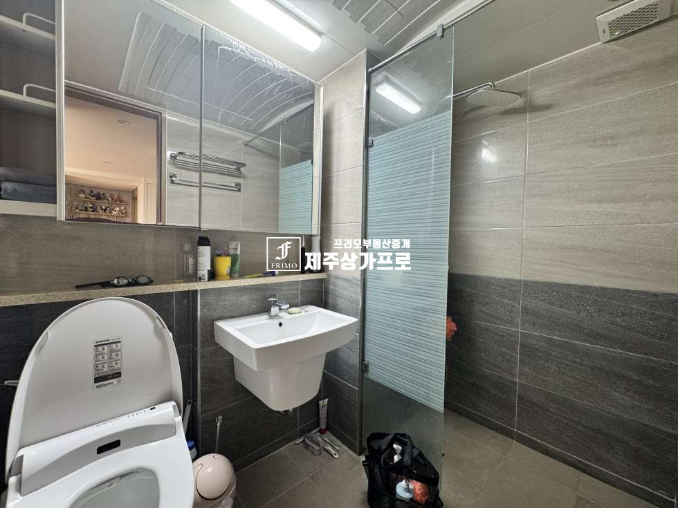 제주 제주시 아라일동 2745-1 101동 제주시 아라일동 아라주원라비앙 매매/지정주차/엘베o/내부관리상태최상/인근시세대비합리적인매매금액 매매 매물번호 15432 사진 14