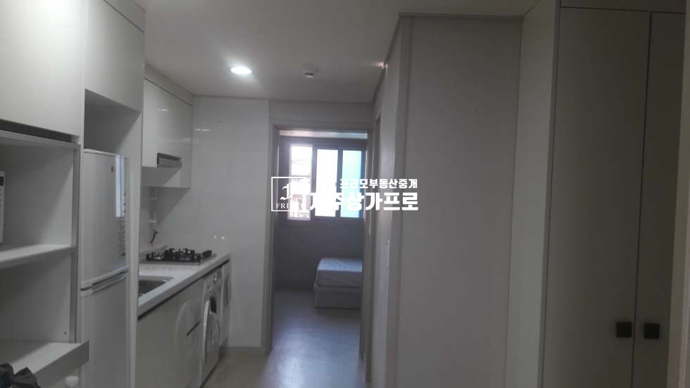 제주 제주시 건입동 전세/컨디션좋은쓰리룸/주차장완비/건입동 전세 매물번호 15437 사진 1