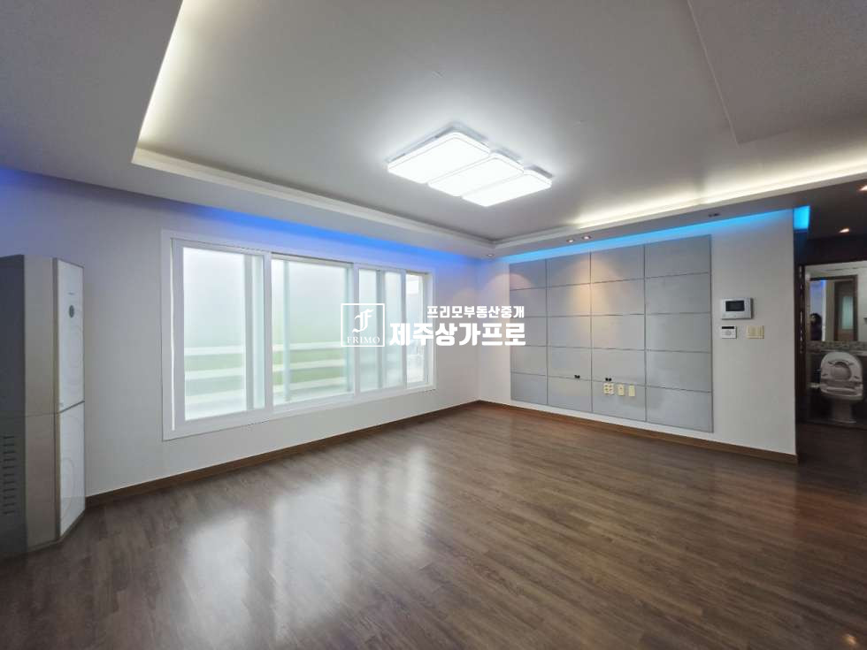 제주 제주시 노형동 ★노형성당, 백록초인근/3세대 거주가능한/실평수 66평/복층형/6룸/년세 임대★ 연세 매물번호 15455 사진 10