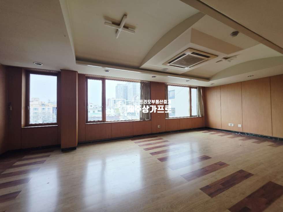제주 제주시 연동 ★무권리/삼무공원인근/신광로 대로변/대형/140평/사무실, 체육시설/상가추천★ 연세 매물번호 15467 사진 8