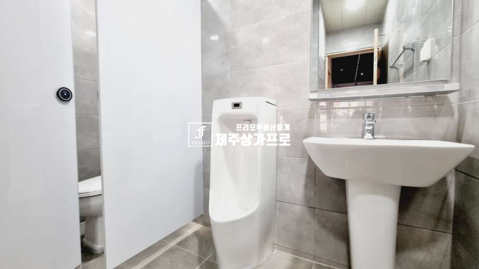 제주 제주시 노형동 무권리/제주시 노형동 노형오거리, 주민센터 인근 2층상가/내부화장실o/엘베o/주차공간최상/즉시입주 연세 매물번호 15500 사진 4