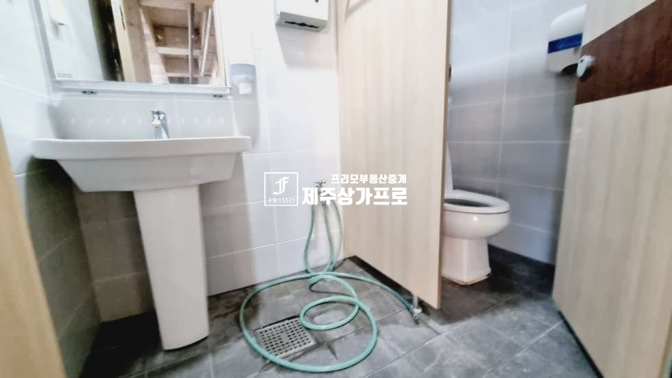제주 제주시 노형동 무권리/제주시 노형동 노형오거리, 주민센터 인근 2층상가/내부화장실o/엘베o/주차공간최상/즉시입주 연세 매물번호 15500 사진 5