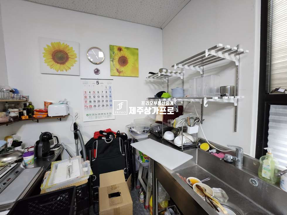 제주 제주시 노형동 ★노형동본죽사거리인근★1층(13평)상가/소매점 연세 매물번호 15504 사진 1