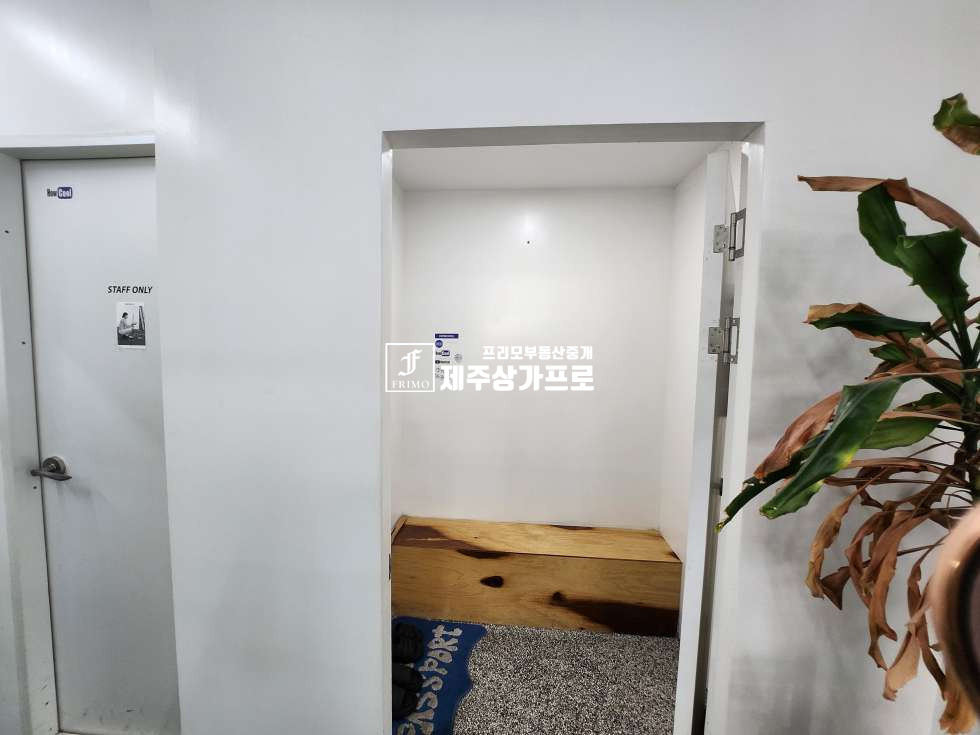 제주 제주시 이도이동 ★대학로★1층(17평)상가/옷가게/제주시청/제1종근생 연세 매물번호 15243 사진 6