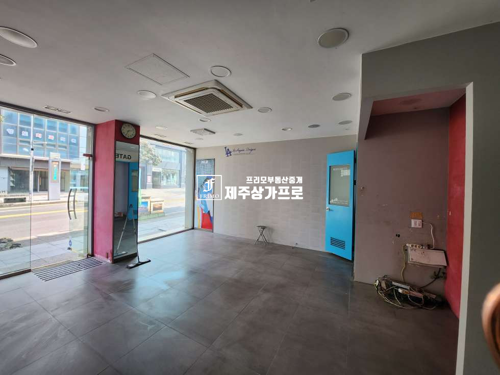 제주 제주시 일도일동 ★중앙사거리★1층(15평)상가/제1종근생/지하상가 입구/칠성로 연세 매물번호 15359 사진 4