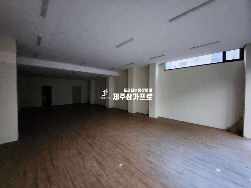 제주 제주시 이도이동 ★제주제일중인근★1층(33평)상가/소매점 연세 매물번호 15521 사진 4
