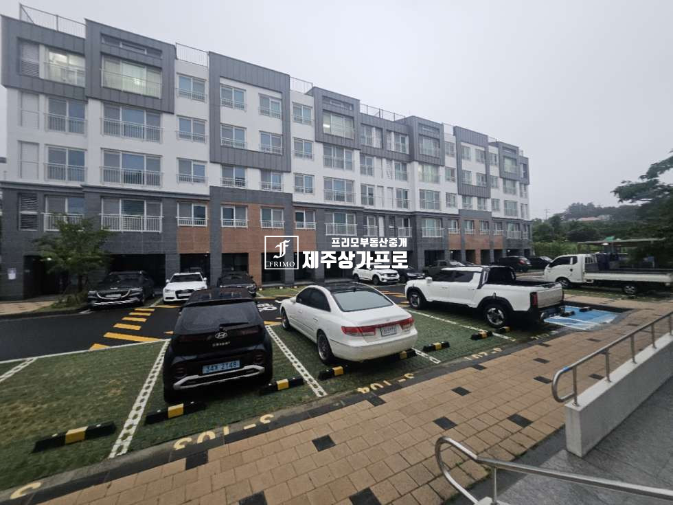 제주 서귀포시 동홍동 1045 102동 **동홍동 핵심 입지의 명품 예서두레라움1단지** 전월세 매물번호 15584 사진 1